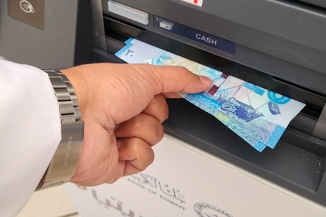 مصادر مصرفية لـ «الجريدة»: الخدمات المصرفية آمنة ومتاحة رقمياً على مدار الساعة