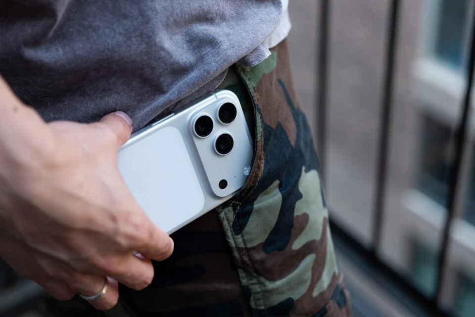 الناتو يعتمد آيفون وآيباد للتعامل مع بيانات سرية رسمية