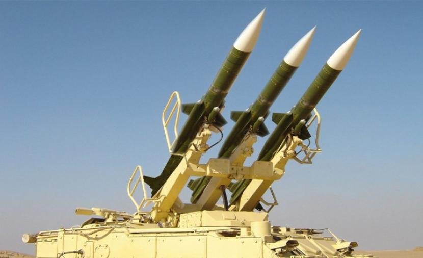 إيران تقترب من إبرام صفقة لشراء صواريخ مضادة للسفن أسرع من الصوت