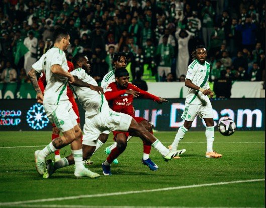 عطل مفاجئ وراء عدم التأكد من صحة قرار إلغاء هدف ضمك أمام الأهلي