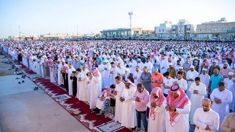 وزارة الشؤون الإسلامية: قصر صلاة العيد على الجوامع بالمناطق المتأثرة بالطقس