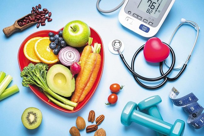 الصحة بعد الخمسين.. كيف تحافظ على قوة العظام والعضلات وتلبي احتياجات جسمك الغذائية؟