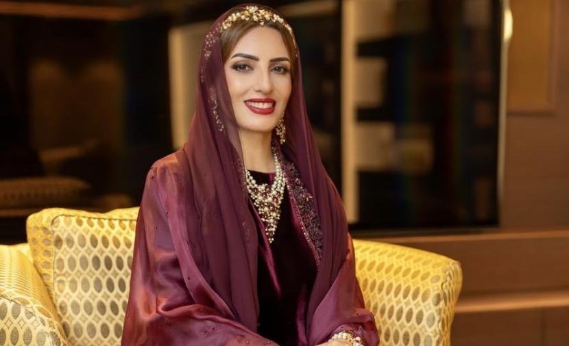 "الأمهات سر الوجود وبركة الأعمار".. السيدة الجليلة تهنئ بمناسبة يوم الأم