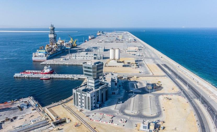 خبراء لـ"الرؤية": الاقتصادات الخليجية قادرة على امتصاص صدمات التوترات والحفاظ على استقرار الأسواق