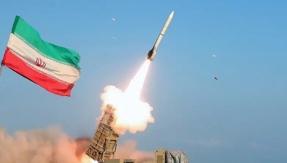 تدمير صاروخ باليستي إيراني كان متجها لتركيا