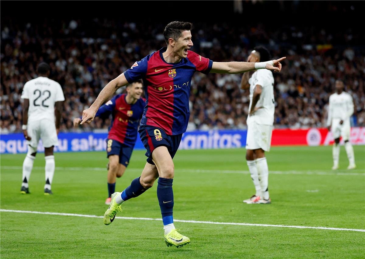 يوفنتوس يراقب ليفاندوفسكي لضمه في الصيف