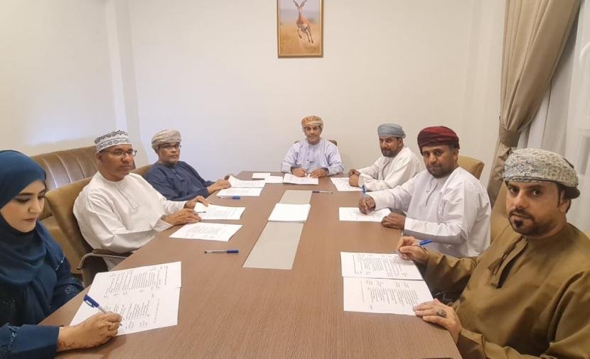 "لجنة الصحفيين" بجنوب الباطنة تناقش خطط النهوض بالقطاع الإعلامي