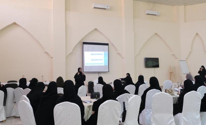 تعزيز وعي رائدات الأعمال بالرستاق حول الثقافة الضريبية