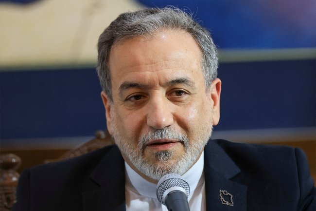 إيران: الوضع في «هرمز» معقد جداً.. ومستعدون للعودة للقتال