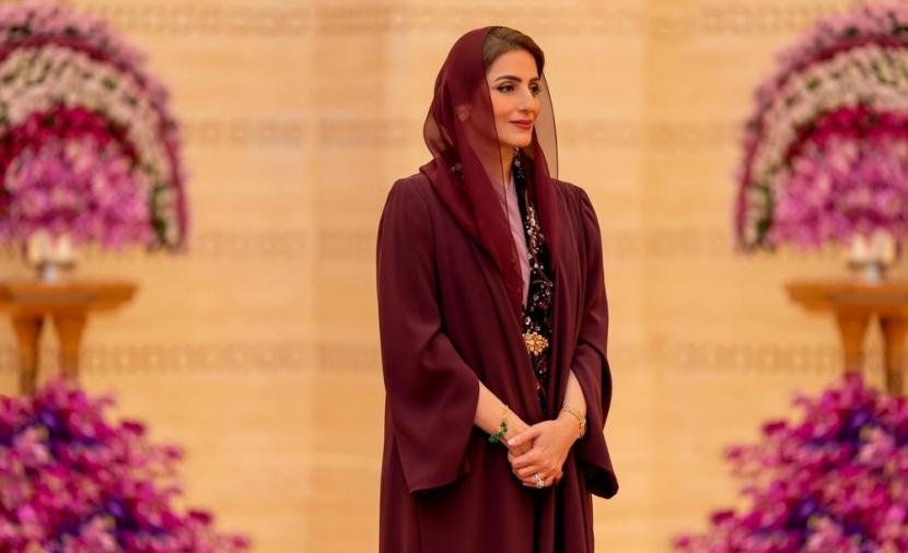 السيدة الجليلة تهنئ المُتفوّقين في شهادة دبلوم التّعليم العام