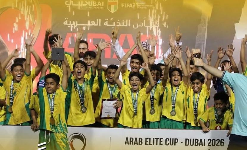 السيب يفرض هيمنته في دبي.. ثلاثية ذهبية تتوج أكاديميته أبطالًا لكأس النخبة العربية