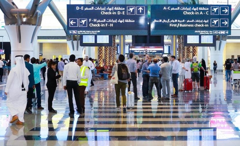 1758 رحلة و154 ألف مسافر.. نمو حركة السفر عبر مطار صلالة