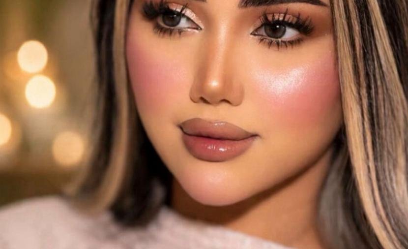 فتون القحطاني تنقل سحر العمارة الحديثة والمعالم السياحية في أحدث مجموعاتها