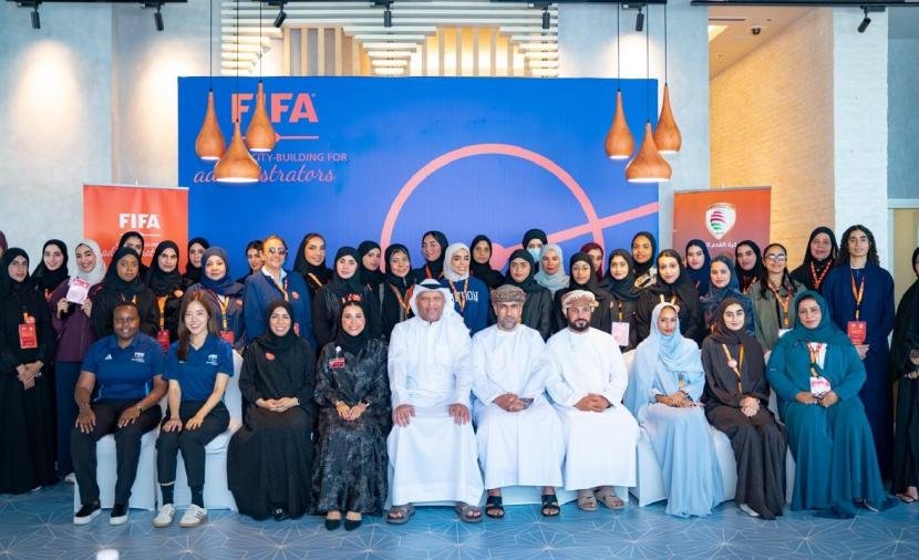45 مشاركة في ورشة "الفيفا" لبناء القدرات لإداريات كرة القدم النسائية