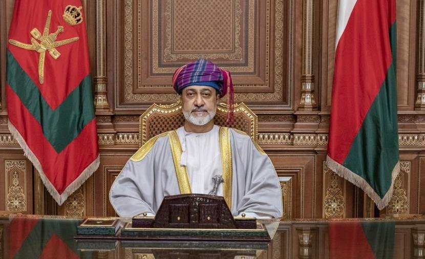 جلالة السلطان يصدر 10 مراسيم سلطانية