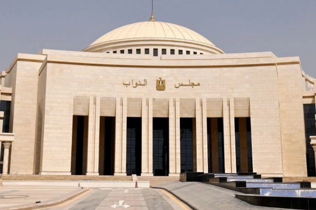 «النواب المصري» يوافق على تفويض السيسي لاتخاذ إجراءات دفاعية لمساندة السعودية