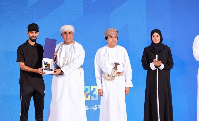 تكريم الفائزين في ختام البطولة الرياضية لطلبة "جامعة التقنية"